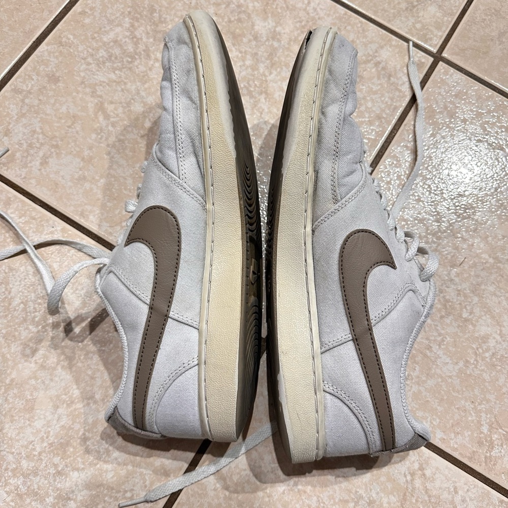 Nike Men's White and Brown Sneakers